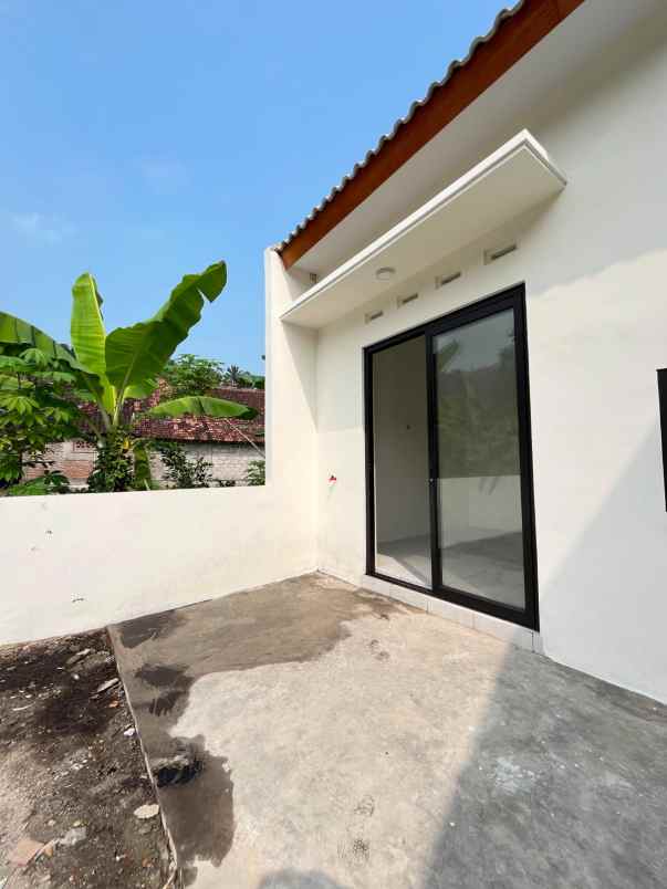dijual rumah murah view bukit persawahan di prambanan