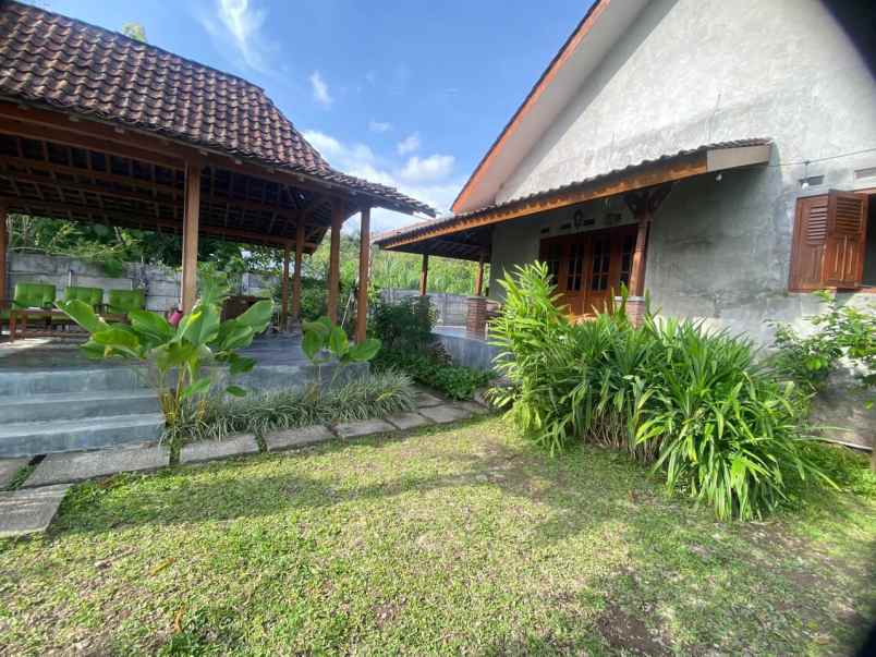 dijual rumah pajangan bantul