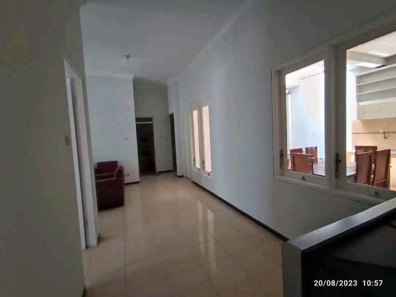dijual rumah palm spring regency