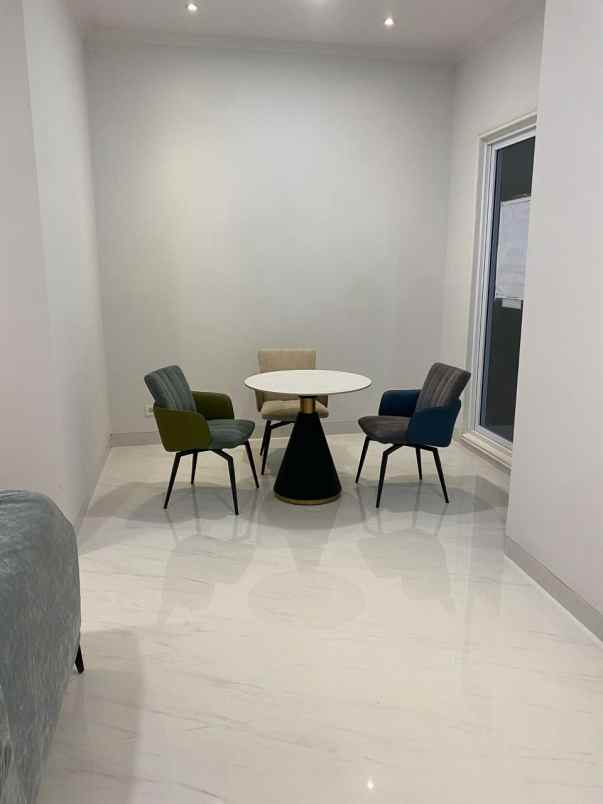 dijual rumah pasadena paramount land