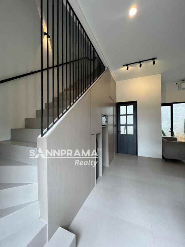 dijual rumah pd ranggon