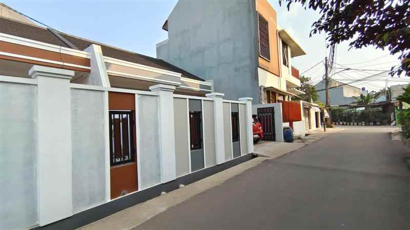 dijual rumah pekayon bekasi selatan