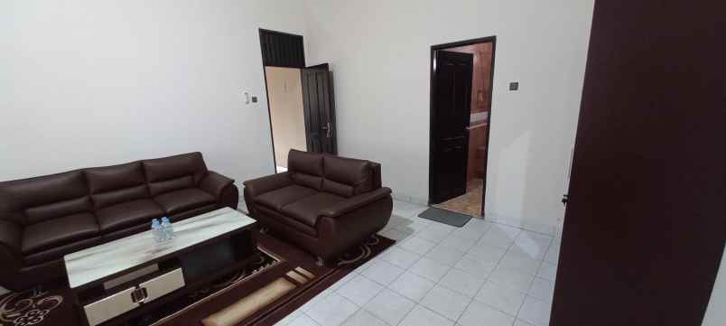 dijual rumah permata hijau