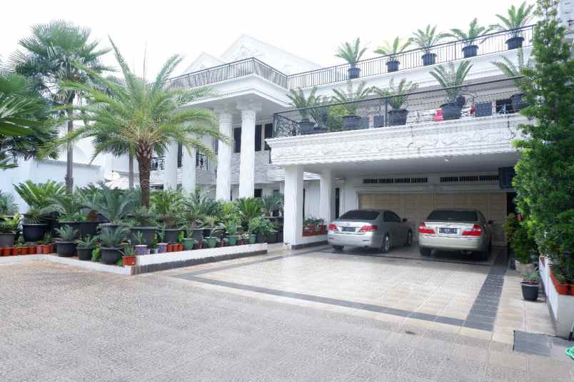 dijual rumah permata hijau