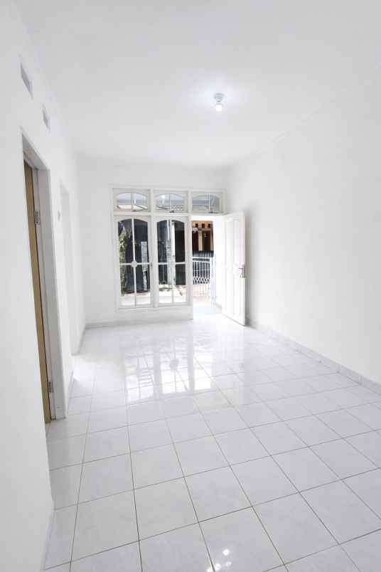 dijual rumah perum pura bojonggede