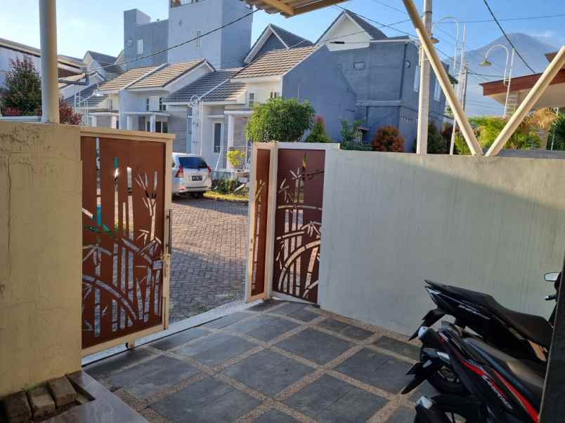 dijual rumah perumahan indraprasta pacet