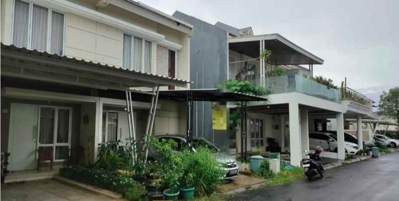 dijual rumah perumahan paradise resort