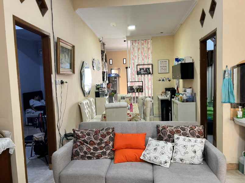 dijual rumah poltangan pejaten timur