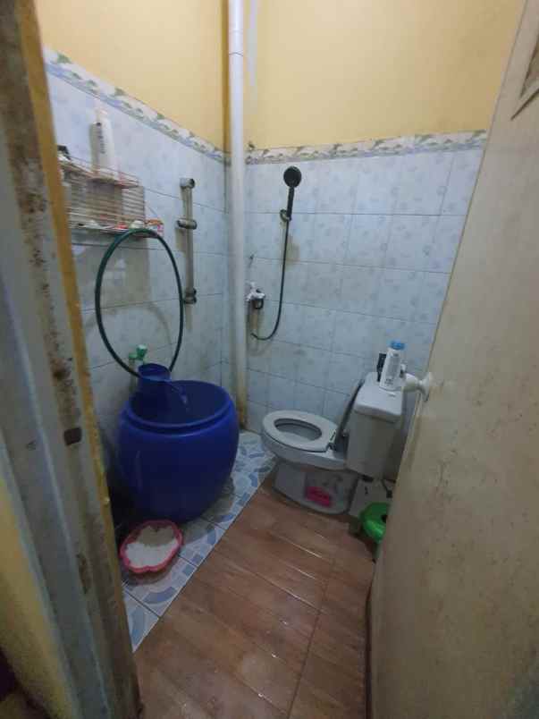 dijual rumah pondok aren
