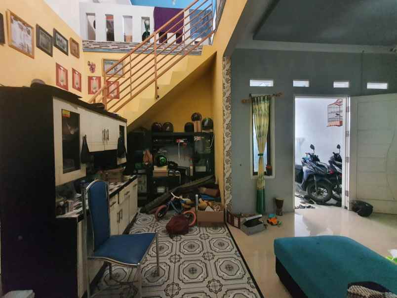 dijual rumah pondok aren