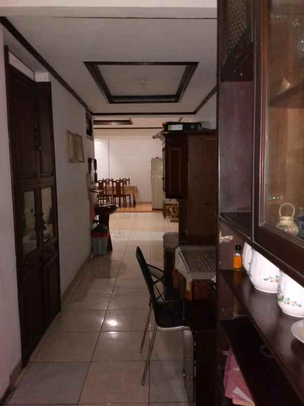 dijual rumah pondok indah