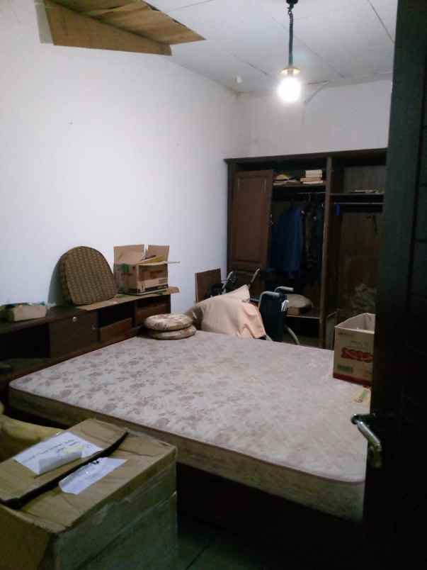 dijual rumah pondok indah