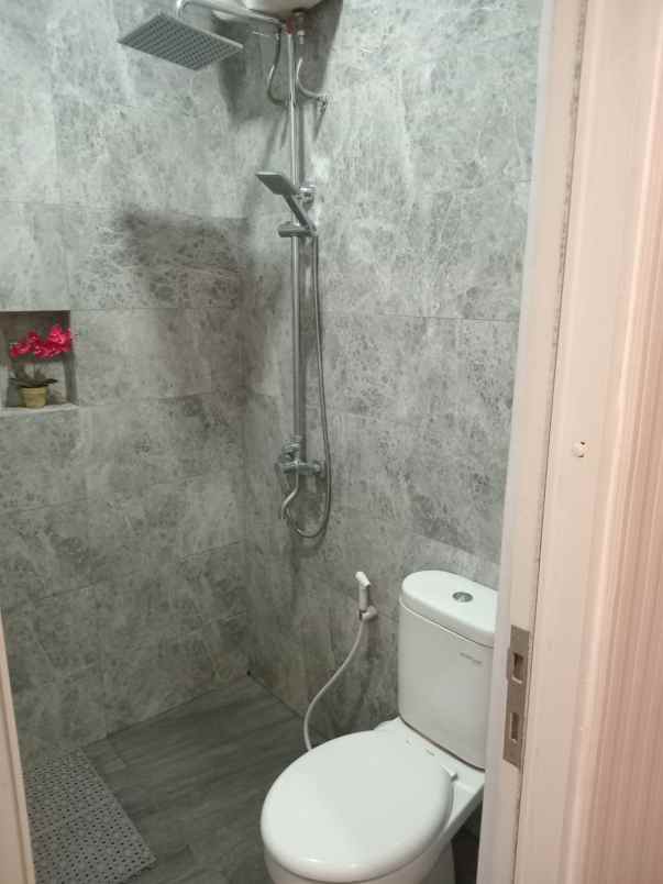 dijual rumah pulo gebang cakung jakarta