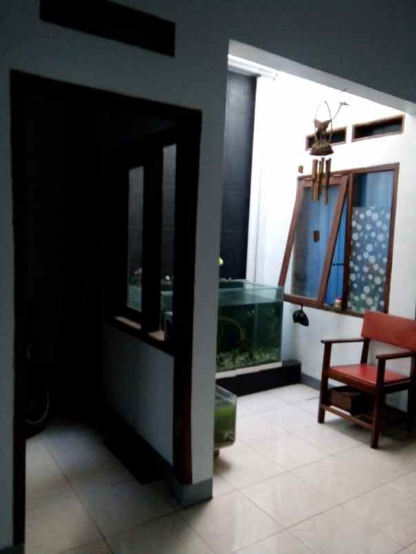 dijual rumah puri cipageran