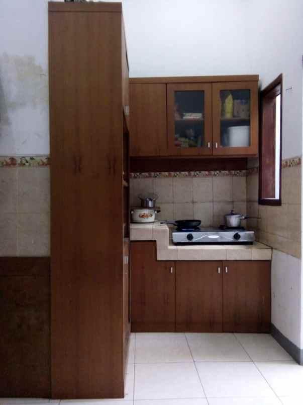 dijual rumah puri cipageran