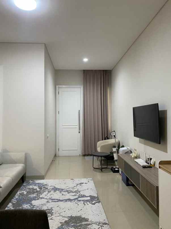 dijual rumah puri galaxy