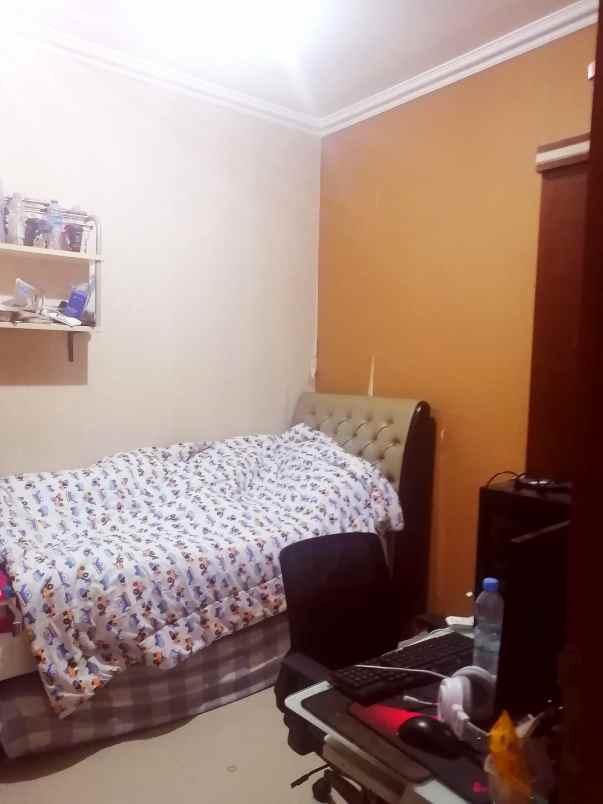 dijual rumah rangkapan jaya baru