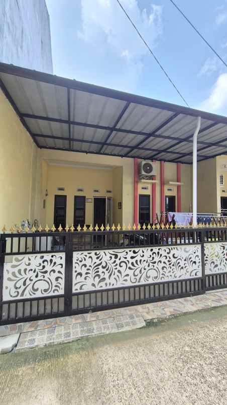 dijual rumah ratu jaya cipayung depok