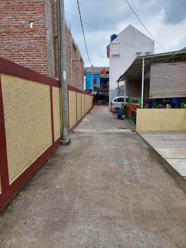 dijual rumah ratu jaya cipayung depok
