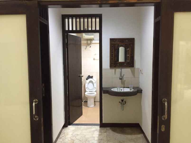 dijual rumah sampit kramat pela