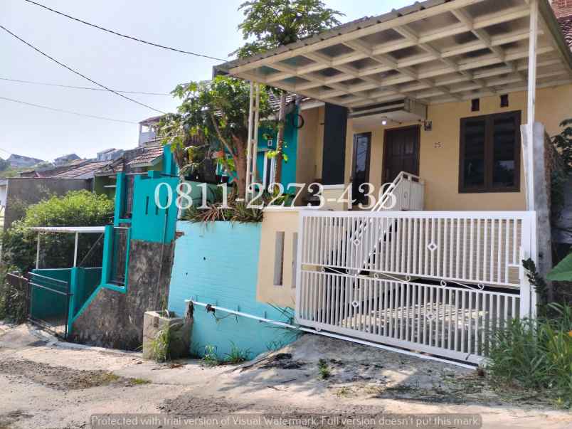dijual rumah sariwangi regency