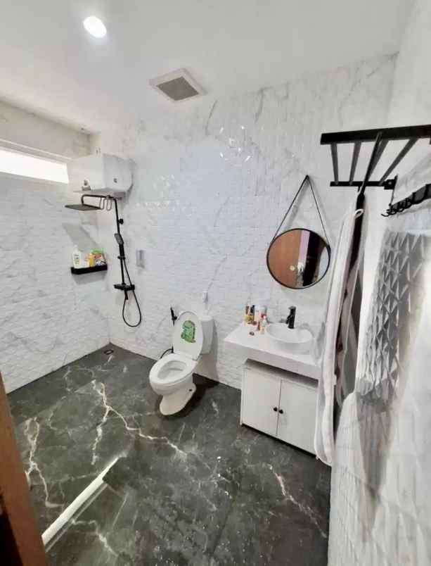 dijual rumah seruni hill