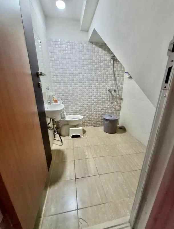 dijual rumah seruni hill