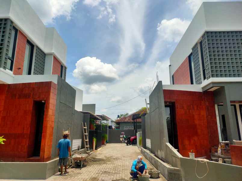 dijual rumah sewon bantul dekat kampus isi