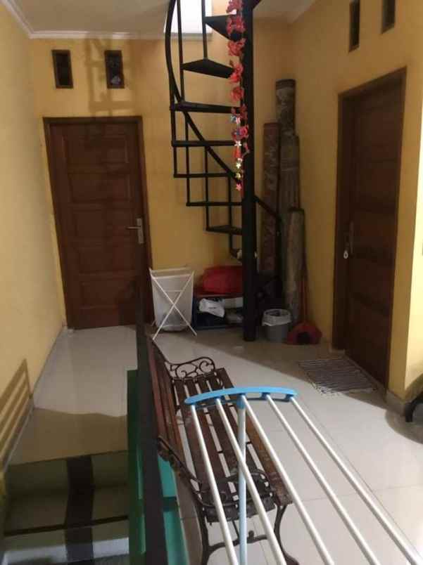 dijual rumah somawinata