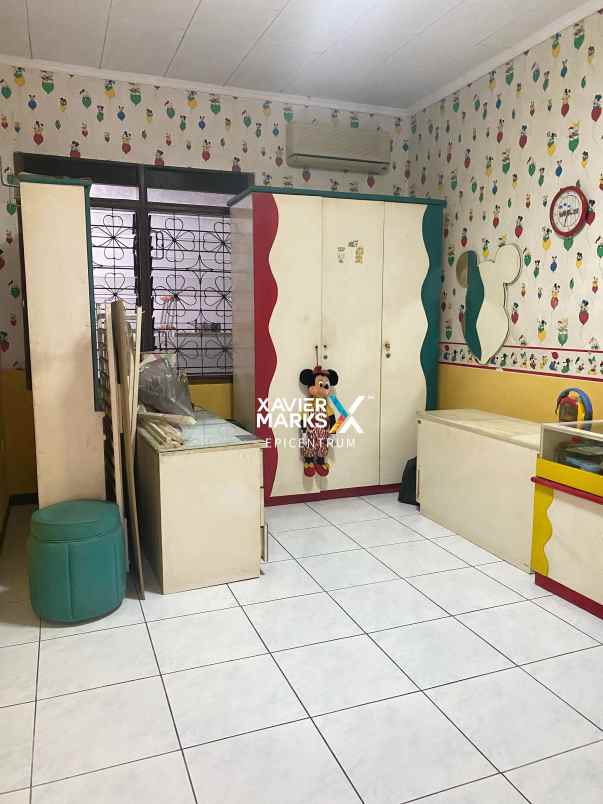 dijual rumah super miring di lebak kenjeran dekat merr