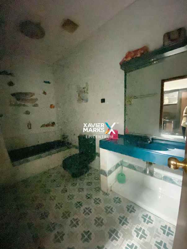 dijual rumah super miring di lebak kenjeran dekat merr