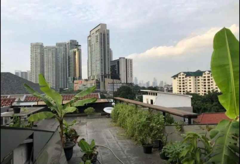 dijual rumah taman bukit kemang