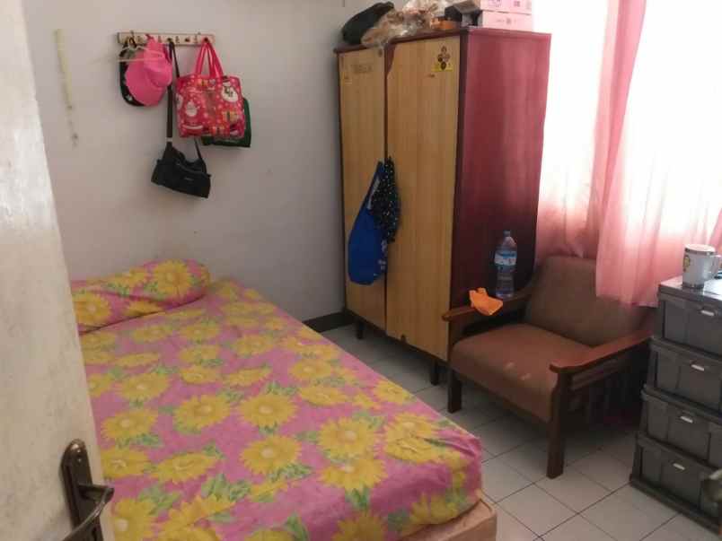 dijual rumah taman harapan baru