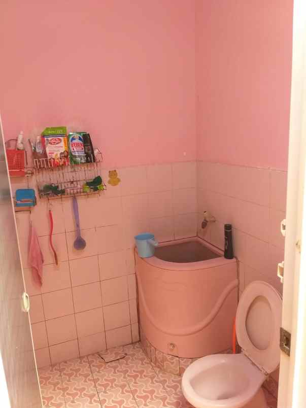 dijual rumah taman harapan baru