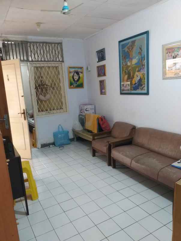 dijual rumah taman harapan baru