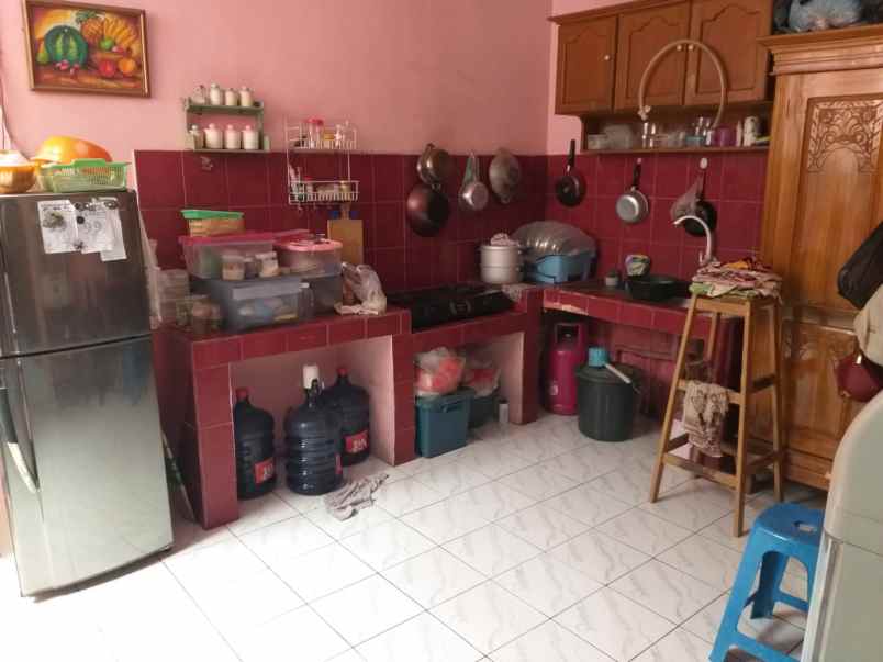 dijual rumah taman harapan baru