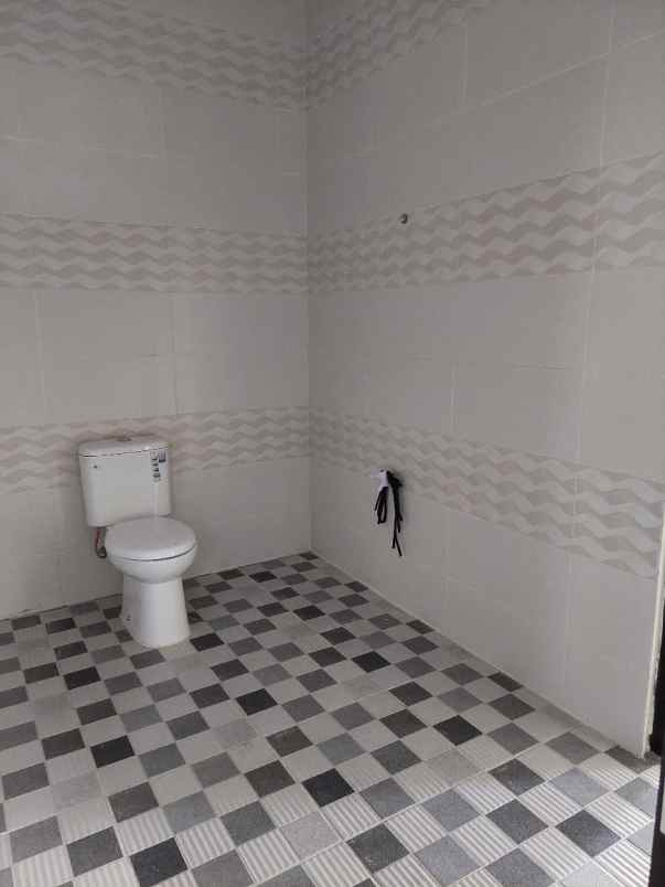 dijual rumah taman harapan baru