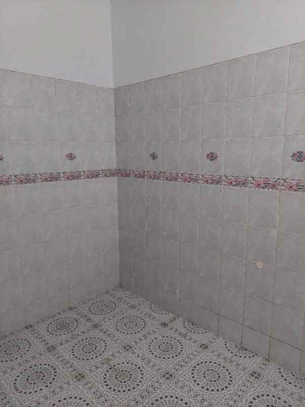 dijual rumah taman harapan baru