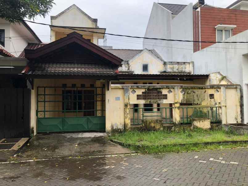 dijual rumah taman pinang indah