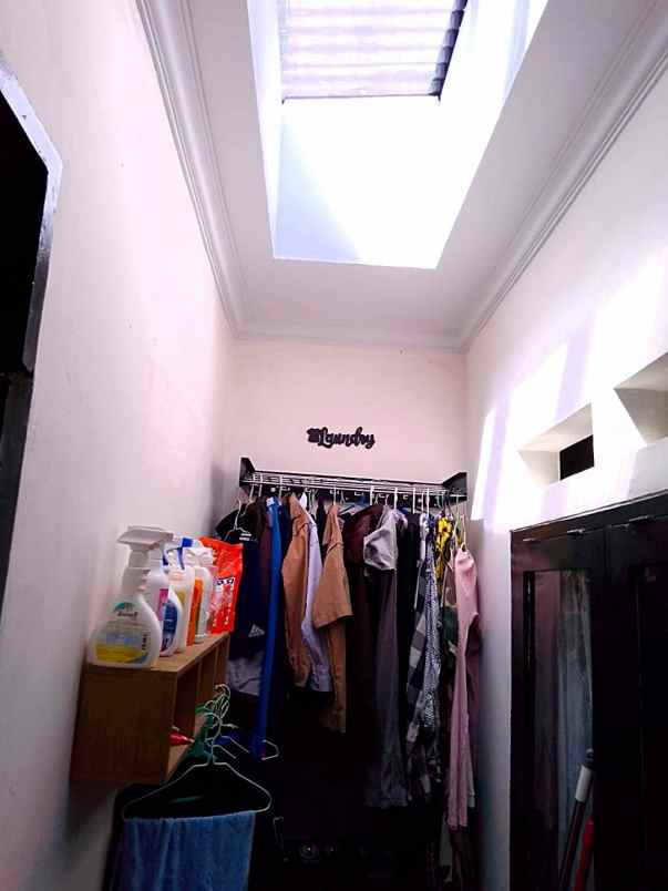 dijual rumah taman sari persada bogor