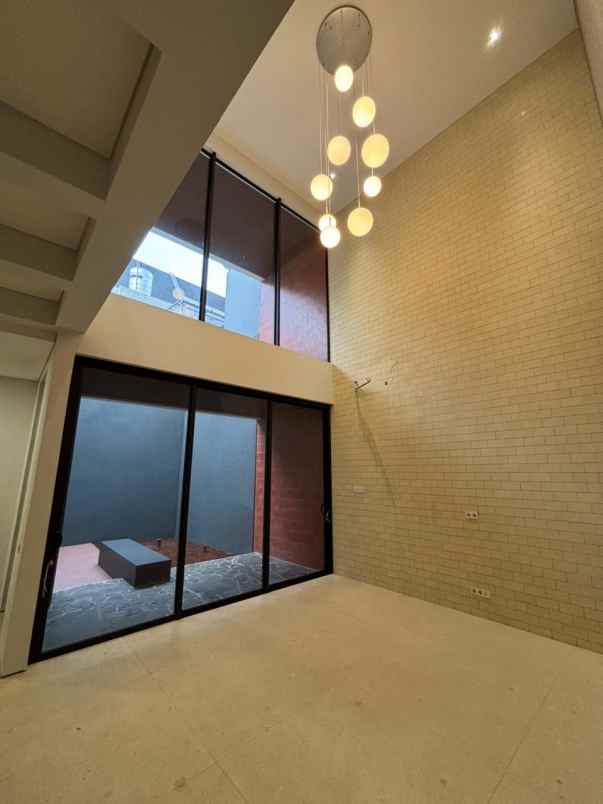 dijual rumah telaga bodas