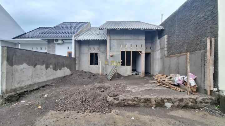 dijual rumah tirtomartani