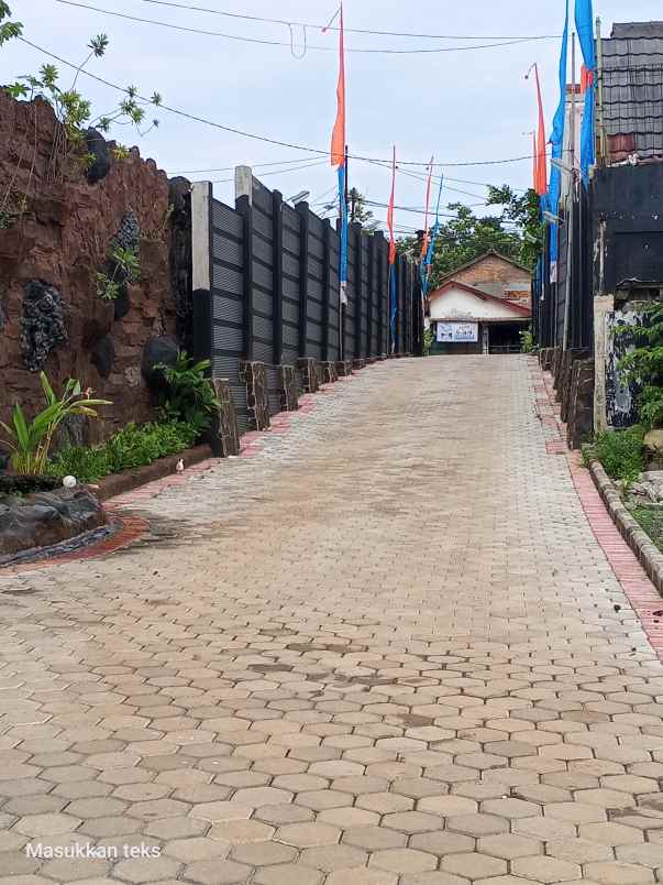 dijual rumah town house