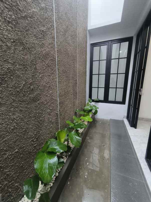 dijual rumah trihanggo gamping sleman