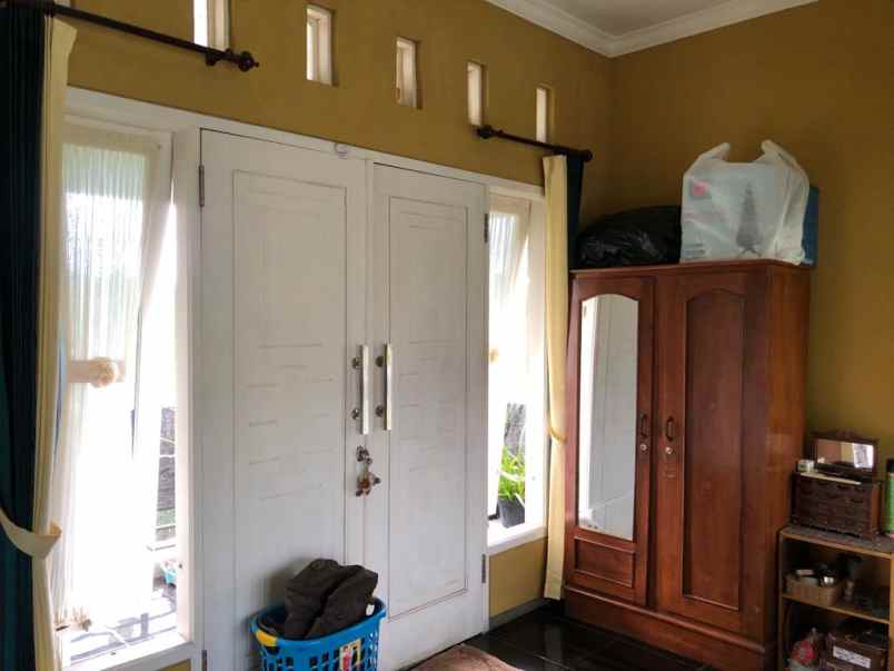 dijual rumah tulungrejo