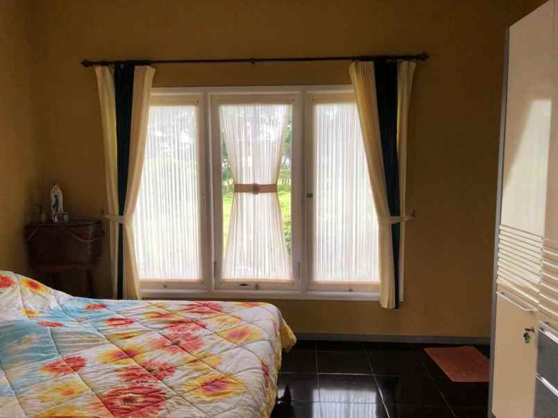 dijual rumah tulungrejo