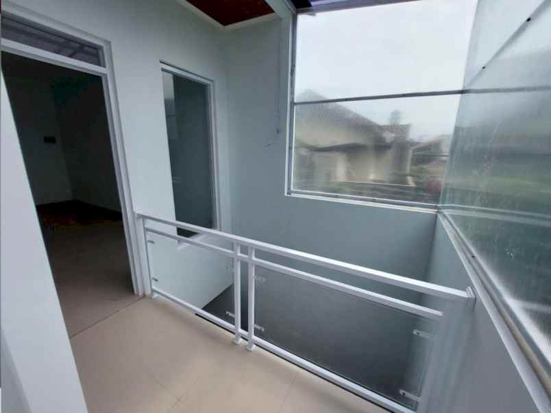 dijual rumah turangga buah batu bandung