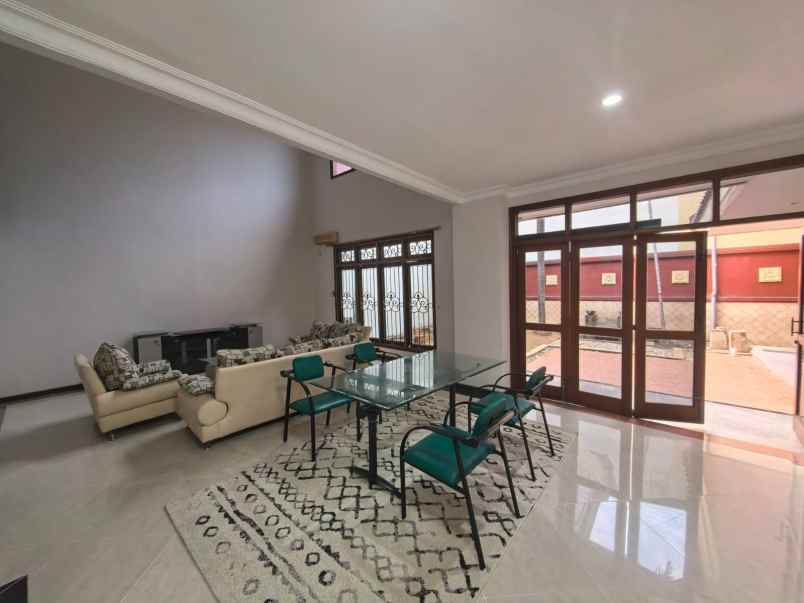 dijual rumah villa bukit mas monaco 1 surabaya