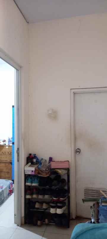 dijual rumah violet garden bintara jl i