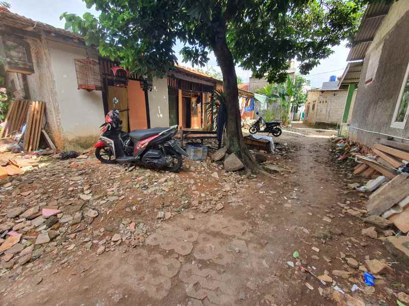 dijual tanah jalan h som pondok pucung